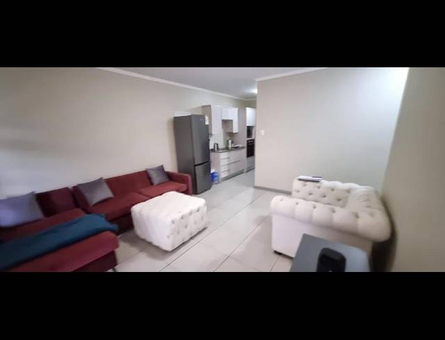 2 BEDROOM APARTMENT FOR SALE IN AMBERFIELD